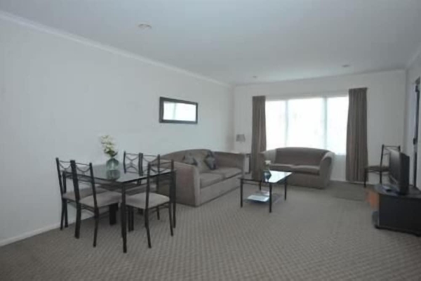Tudor Lodge Motel (Hawera)